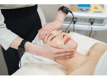 エミナル(EMINALu)/沖縄初上陸☆ラフォスGODHAND