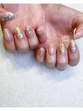 ウロネイルズ(ulo nails)/シルバーと光のデザイン