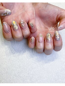ウロネイルズ(ulo nails)/シルバーと光のデザイン