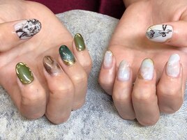 痛ネイル