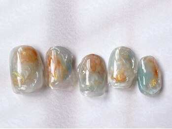 アイネイルズ 梅田店(I nails)/奥行きぷっくりニュアンス¥9200