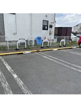 ラ ファミーユ(La famille)/駐車場