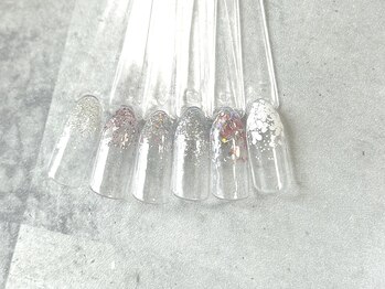 エヌドットプラスネイル(N.plus NaiL)/ラメグラ