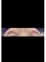 フリルアイビューティ 豊中店(Frill Eye Beauty)/