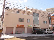 ラダ パール/豊平公園駅徒歩１分で駅近です♪