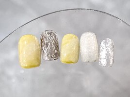 抜け感ニュアンスネイル