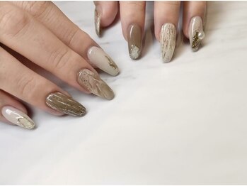 フェザー(Feather)の写真/妥協したくない、失敗したくない方必見！TOPクラスの高技術★ベテランネイリストが理想の指先を叶えます。