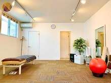 アキハ(AKIHA)/広々とした空間でじっくり施術！