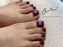 オンドットネイルサロンバイティントプラス(on. nailsalon by tint+)/選べる親指デザイン　フット