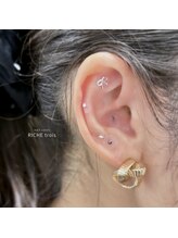 リッシュ トロワ(RICHE trois)/イベントに！耳つぼジュエリー