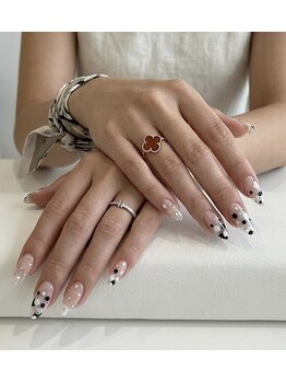 ネイルソファ 西大寺宝来(NAIL SOFA)の写真/指先を彩るアートは無限大！計算し尽くしたドットの配置が、手元を最高に綺麗にお見せします◎
