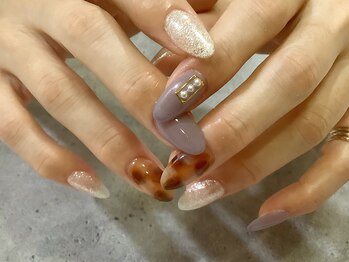 アペル(apare)の写真/《迷ったら定額コース♪》デザイン20種類以上！オフィスOKなシンプル系～トレンドネイルまで豊富にご用意☆