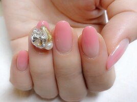 うる艶グラデ＆ビジューネイル☆