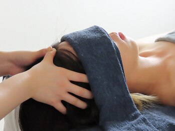 ジャスミン(Jasmine)/炭酸ドライヘッドスパ