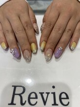 レビー(Revie)/ワンカラー＆ガラスフレンチ