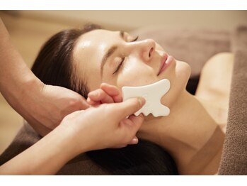 カドモリ 心斎橋(KADOMORI)/【美容鍼/大阪美容鍼/小顔矯正】