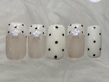 ネイルメゾン 渋谷店(NAIL MAISON)/星ドットフレンチ韓国¥9000