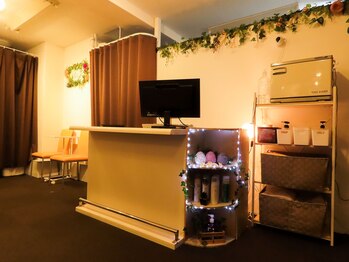 もみの匠 白山店の写真/【高技術×低価格】ベテランの技術力で幅広い年齢層に支持有☆デスクワーク等で凝り固まった首肩の辛さに◎