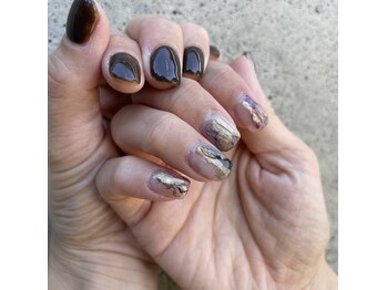 タイディーネイル(TIDY NAIL)