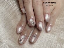ラッキーネイル(LUCKY NAIL)/