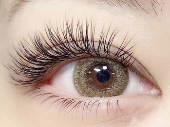 ココラッシュラモーナ 梅田本店の写真/まつげに優しいこだわりの商材で、ひとりひとりに合ったデザインをご一緒にカウンセリング、提案致します。