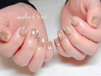 ネイルトップエクル(nail top E CRU)/