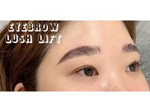 アイヨンマルゴ(EYE405)/HBLとまつげパーマの組み合わせ