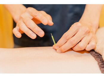 さくら鍼灸整骨院/肩こり/腰痛/自律神経/子連れOK