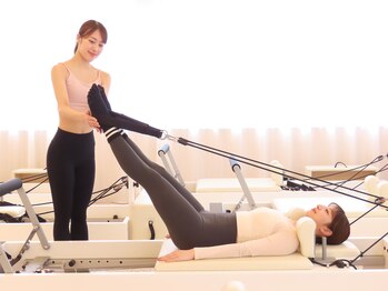 ピラティス the SILK 浦和店【肩こり/リンパ/痩身/ダイエット/たるみ/骨盤矯正】/