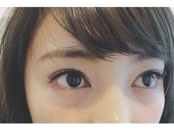 ミンクスアイ(MINX eye)/ダークブラウン使用