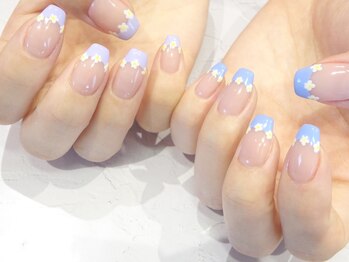 キャミ ネイル(CAMMY NAIL)/ドット花フレンチ