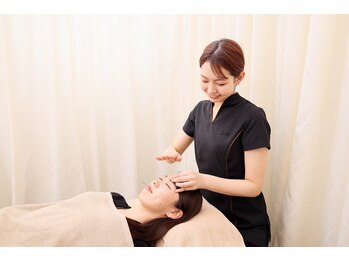 ラ コンシェル 青葉台店/施術開始！美容鍼/矯正/ツボ押し