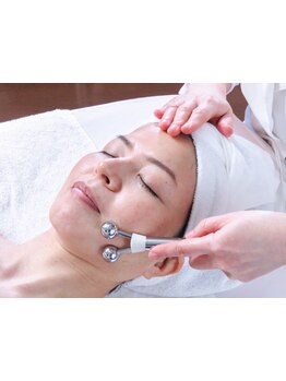 ホウレイ線・たるみ改善！予防ケア