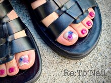 フットネイルでおしゃれで旬な足元に(角質ケアあり)[綾瀬]