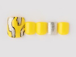 ジオメトリックネイル　￥10780