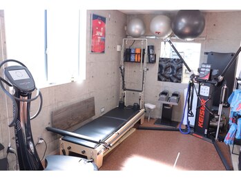 矢板はなぶさ接骨院/トレーニングスペース
