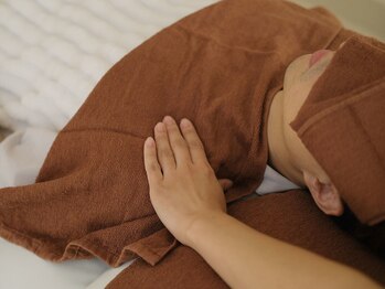 ヘッドミント 南越谷店/ドライヘッドスパ施術（肩）