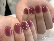 フェミニンネイル(Feminine Nail)/