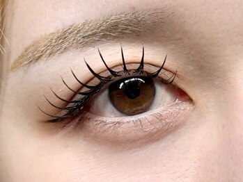トゥエルブアイ 掛川店(12.EYE)の写真/【通えば通うほど、持ち&コスパ良く】こだわりぬいた商材で《毛質改善×高持続》を叶える、高品質サロン