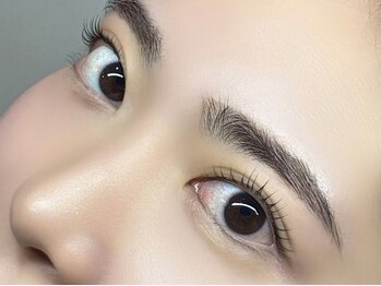 アイスタイルビビッド 元住吉店(EYE STYLE VIVID)の写真/【美眉アイブロウ初回¥3480】理想の眉毛スタイリング★骨格に合わせたデザインでお客様に似合う眉をご提案!