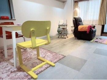 can.の写真/平日は20時まで営業♪お仕事や学校帰りにも立ち寄りやすい隠れ家サロン。リラックスしながら理想の目元へ★