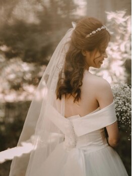 スロウ(SLOW.)の写真/“最高の私”で、人生最高の一日を。背中・デコルテ・小顔まで整える、ブライダル特化ケア。