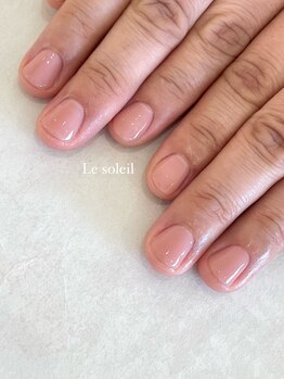 ショートネイルもキレイに♪ 