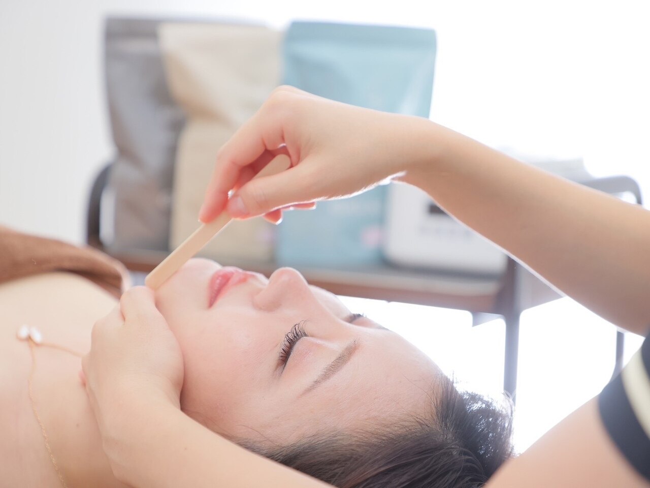 【全顔脱毛】保湿&美顔器付で水光肌を超えろ！