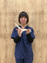 愛ロード整骨院 程野 和葉