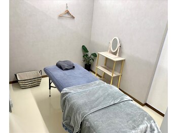 エムディアリリー(M DIALILY.)の写真/深層部まで届く筋膜リリースでコリ・むくみ・セル脂肪をケア◎巻き肩などの姿勢改善にもオススメです！