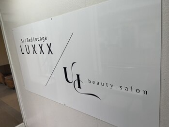 BeautySalonUI