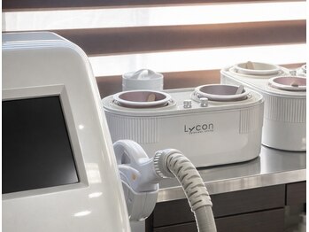 ブラジリアンワックスアンドマツエク グルック/A9X