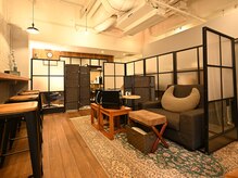 ナップチーノプラスエイチ(NAPPUCCINO+H)の雰囲気（お友達同士などペアでの来店も可能です☆休憩スペースも有り）