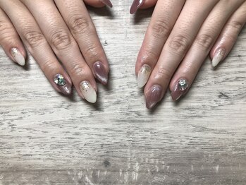 ルプリュシュ ルフレ(Le plus reflet)/ニュアンスネイル☆